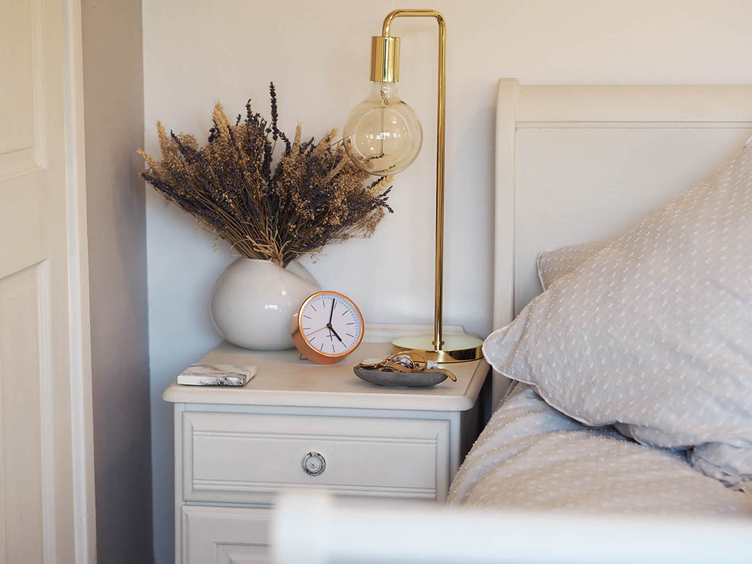 BEDSIDE ESSENTIALS Lust Living