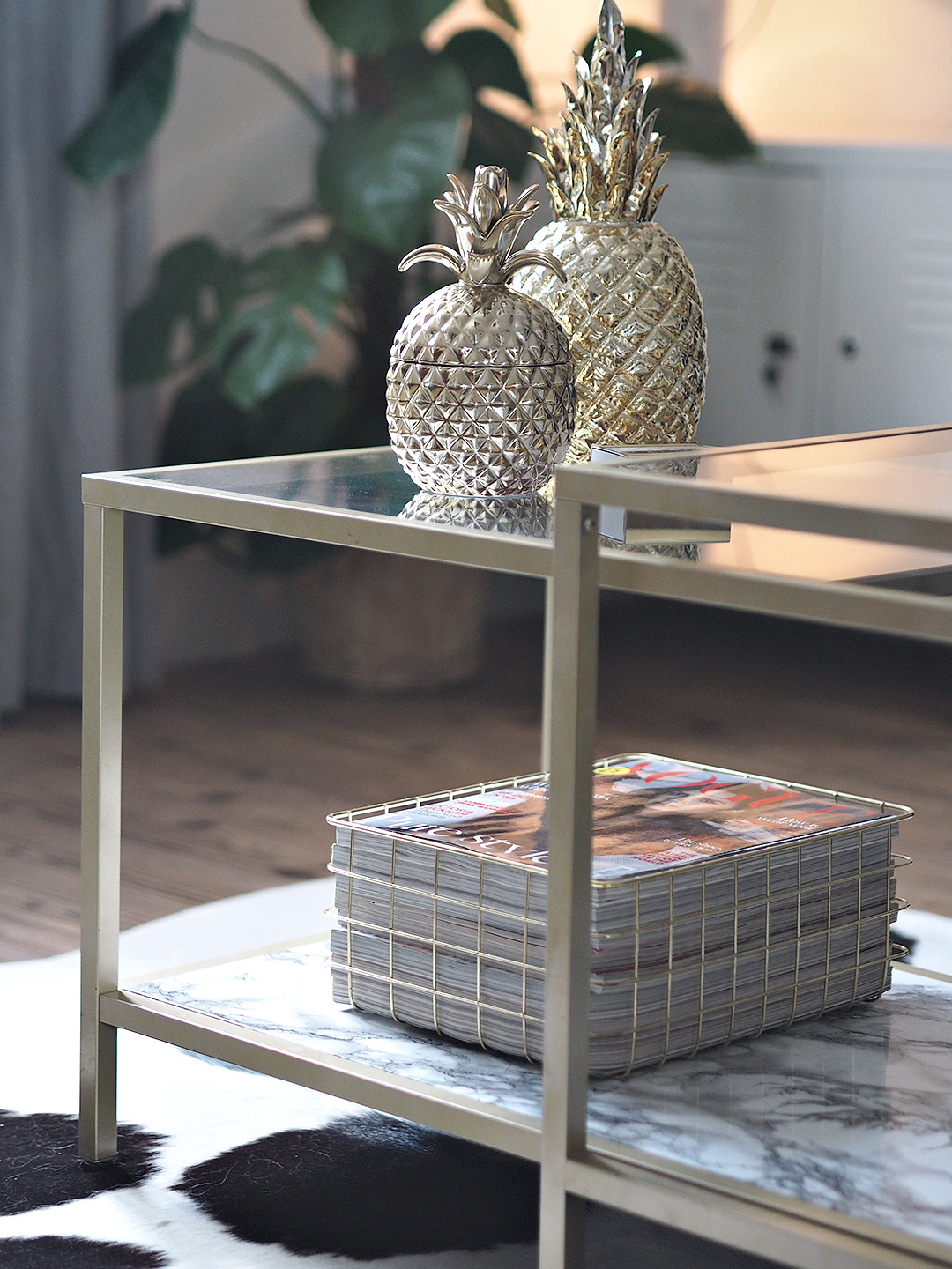 pineapple candle