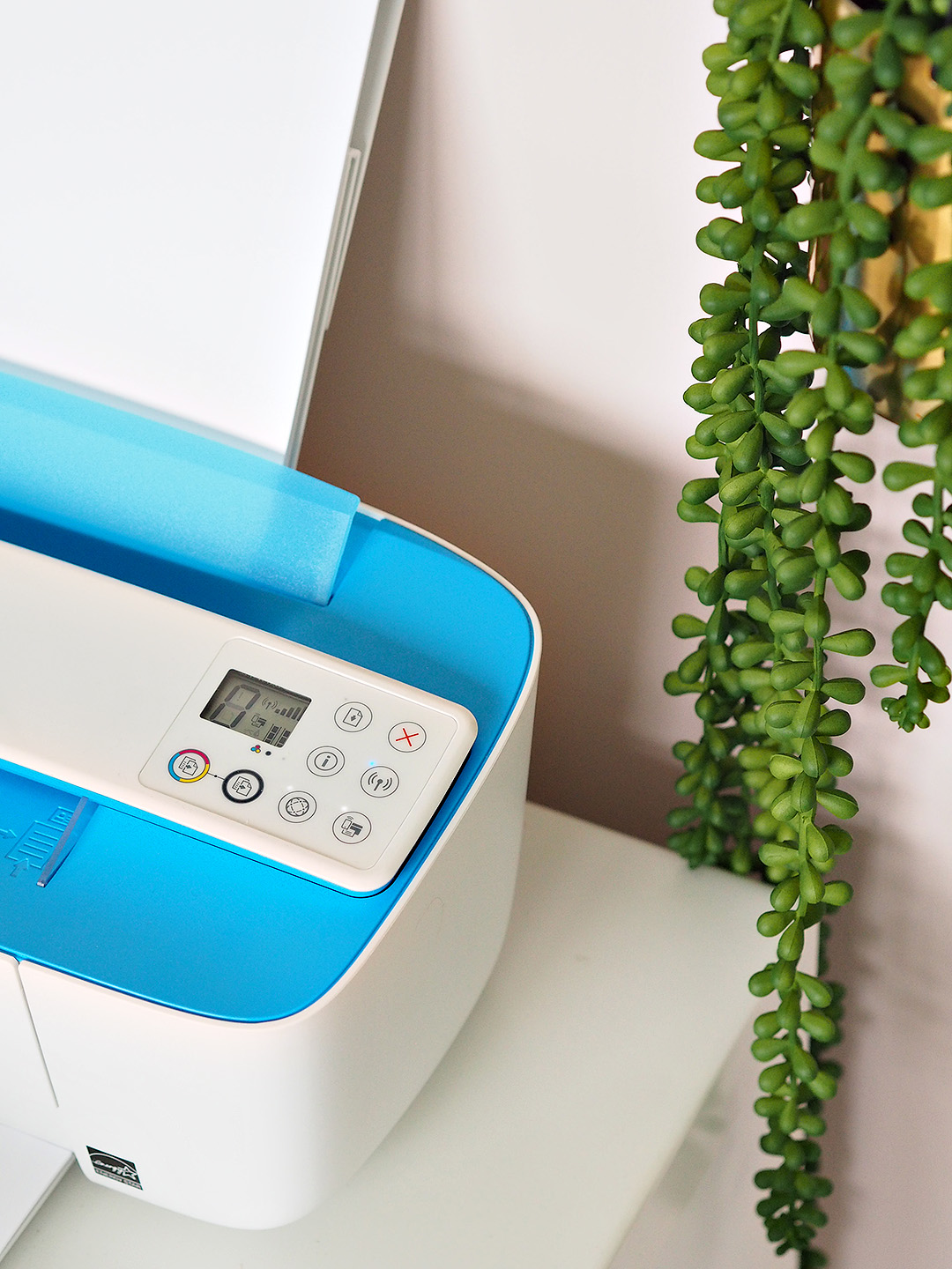 HP DeskJet 3720