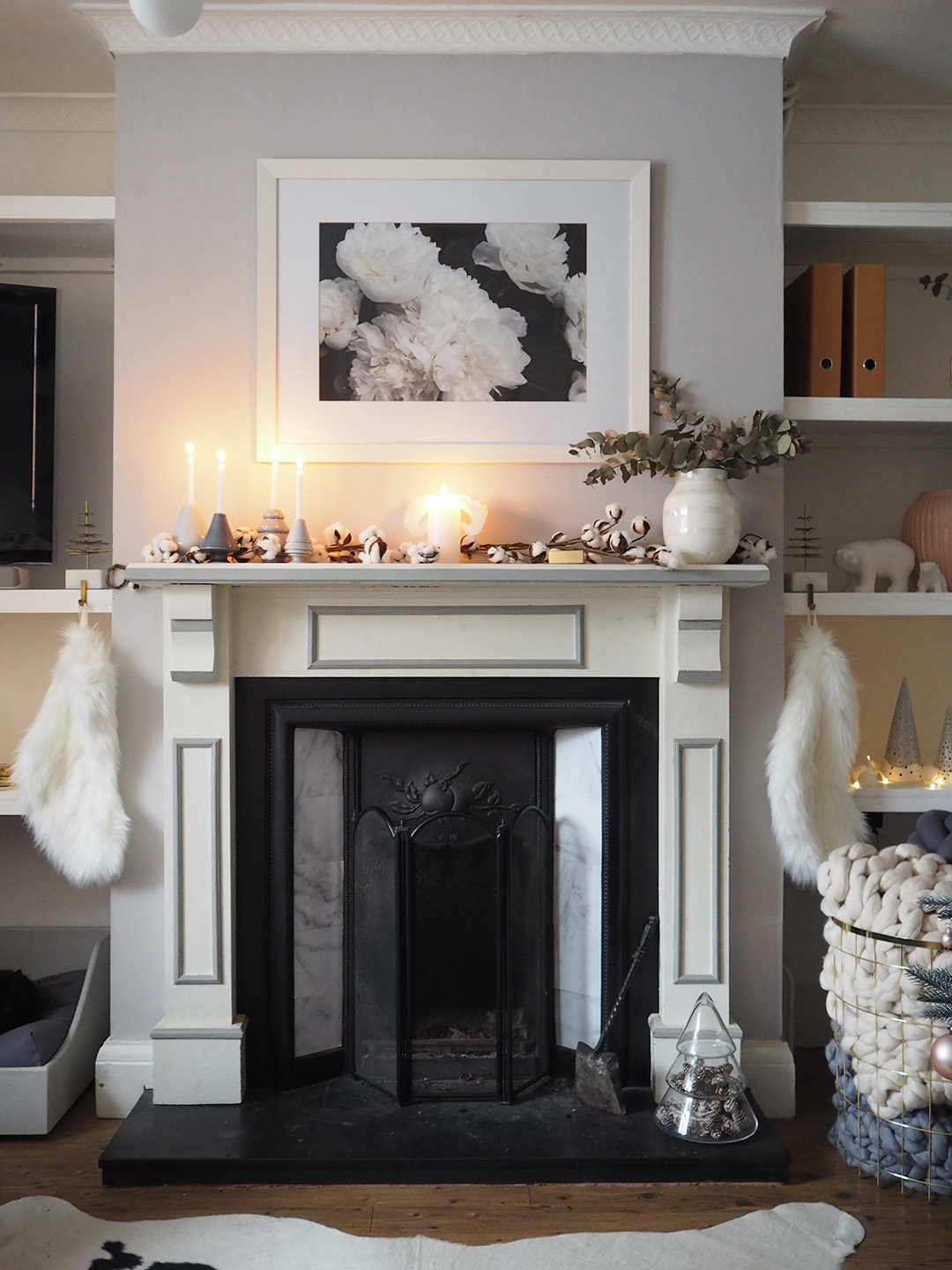 Scandinavian Christmas Styling