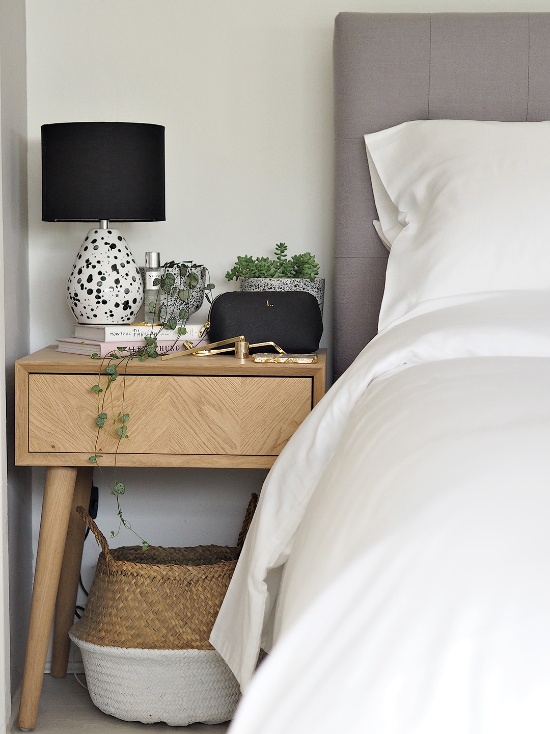 Bedroomood 100% Egyptian Cotton Satin Bed Linen