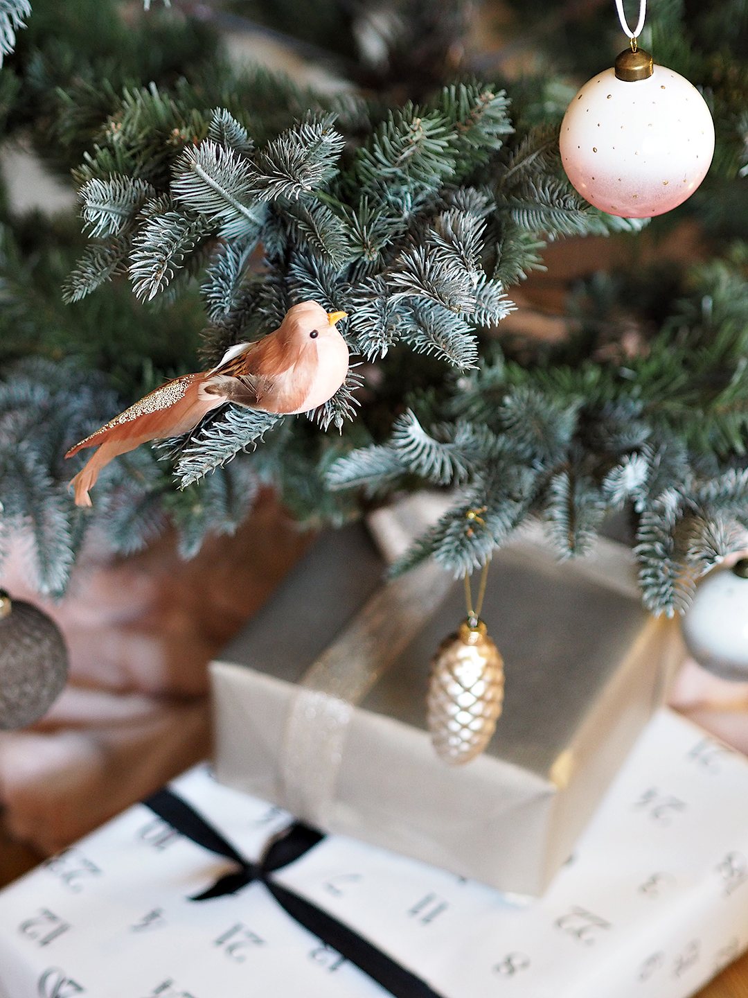 Cox & Cox Christmas Blush Scandi