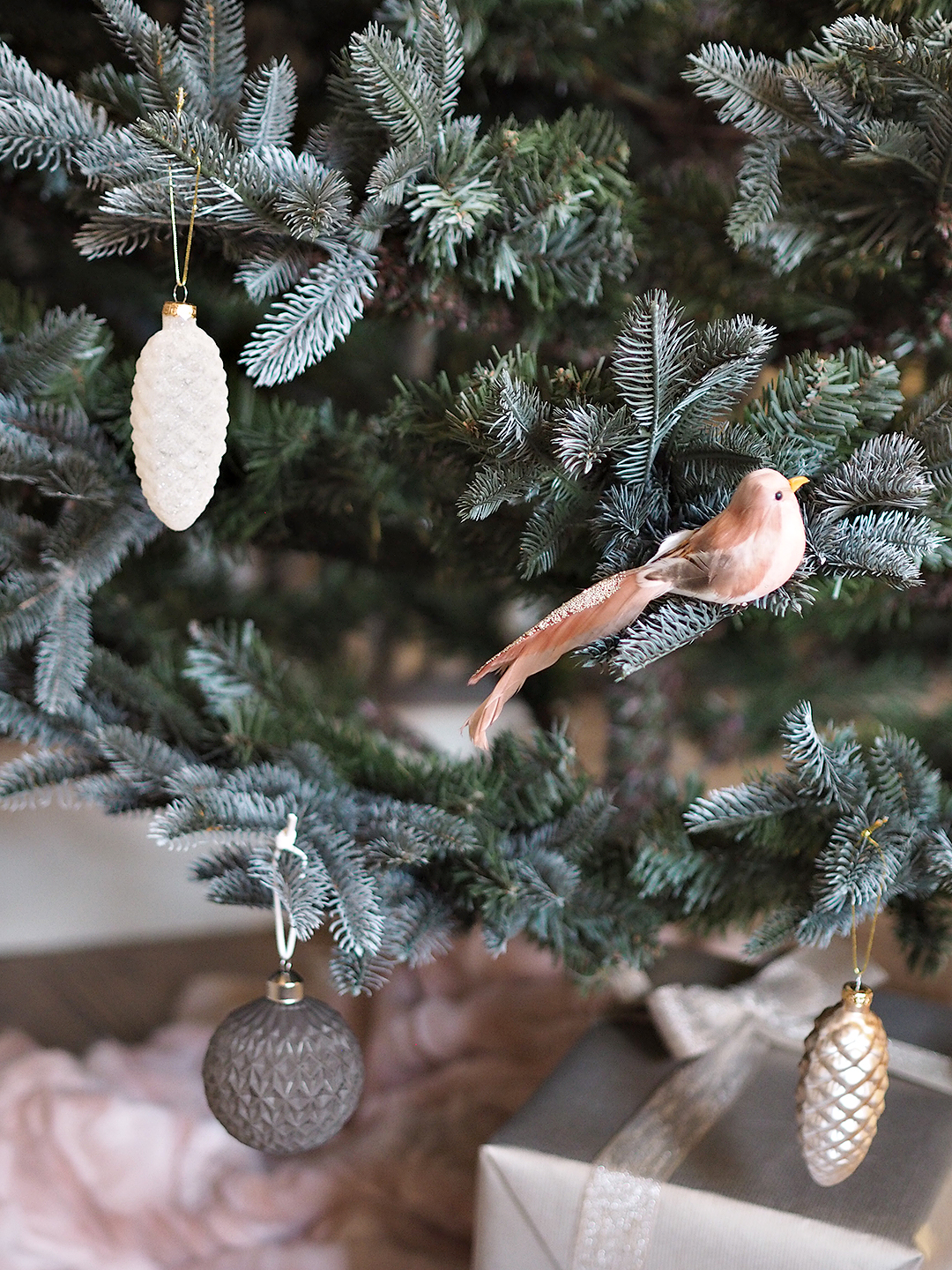 Cox & Cox Christmas Blush Scandi
