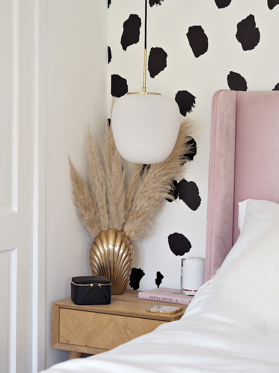 H&M Home Brass Shell Vase