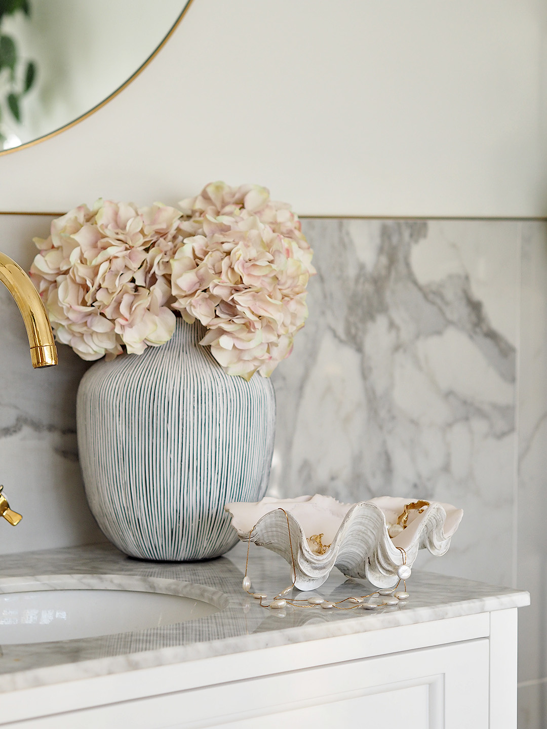 Faux Giant Clam Shell
